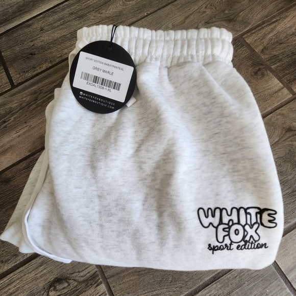 White Fox Boutique Sweatpants XL Nwt - Picture 1 of 4